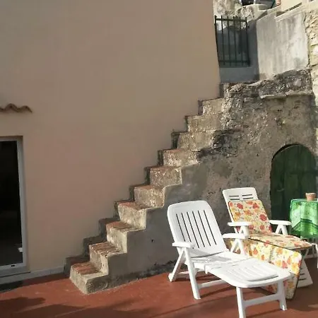 Casa In Mezzo Al Verde Sopra Varigotti Appartamento